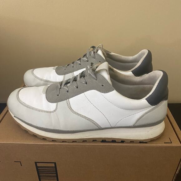 Universal Thread Men's Sneakers - Picture 1 of 7